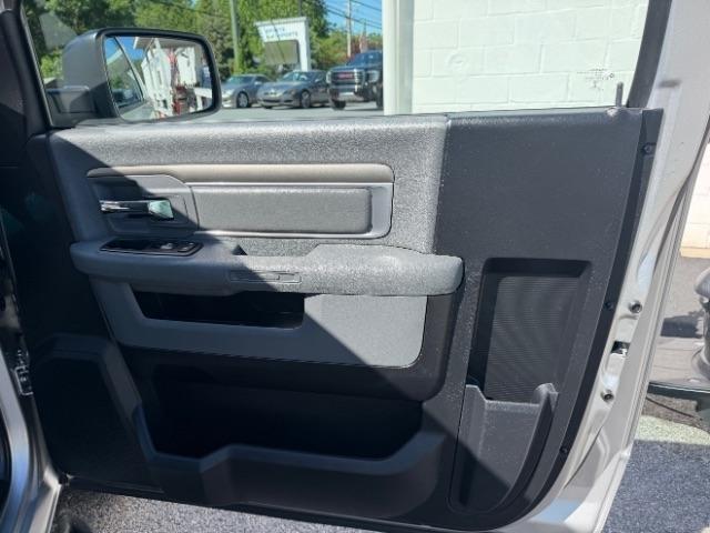 RAM 1500 Tradesman Regular Cab SWB 4WD 2013