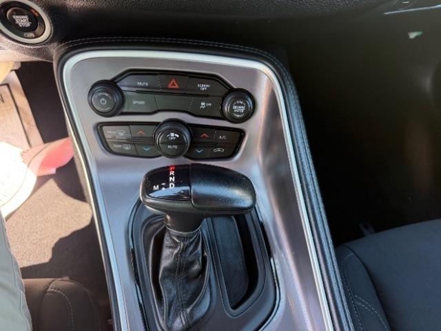 Dodge Challenger SXT 2022