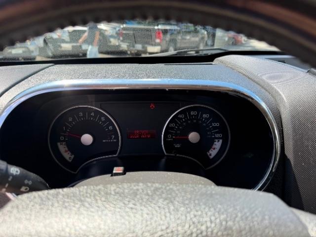 Ford Explorer XLT 4.0L 2WD 2010