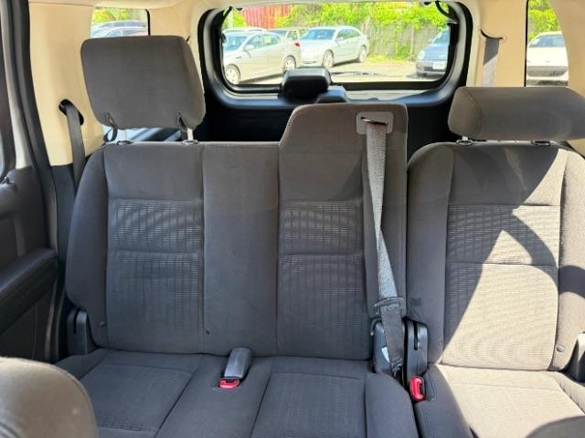 Ford Explorer XLT 4.0L 2WD 2010