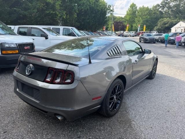 Ford Mustang V6 Coupe 2014
