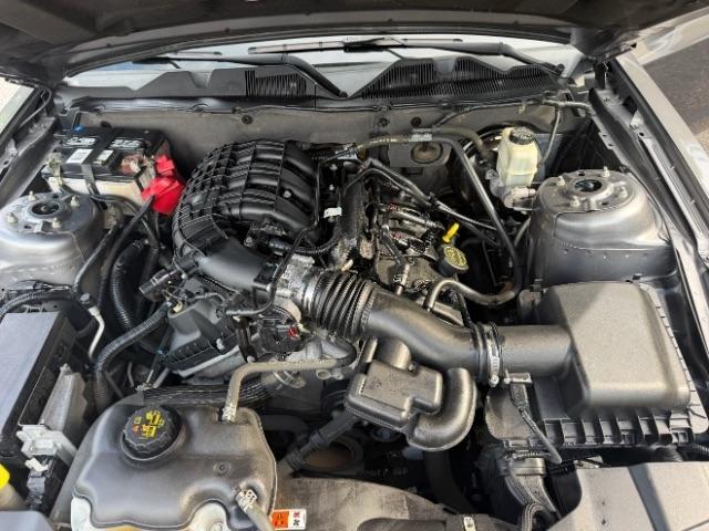 Ford Mustang V6 Coupe 2014