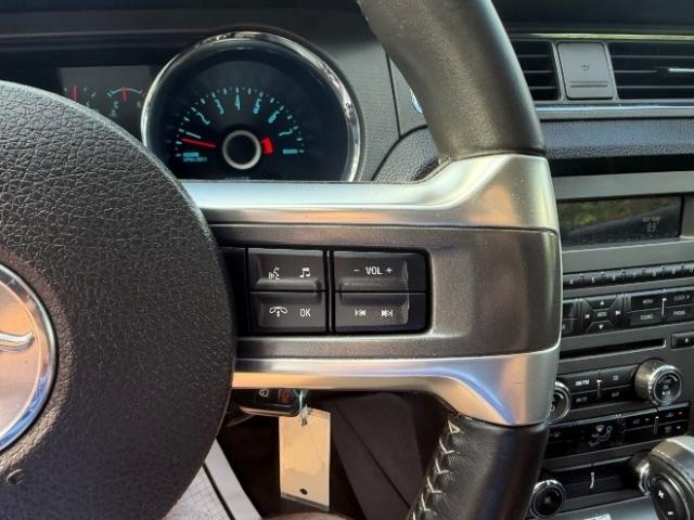 Ford Mustang V6 Coupe 2014