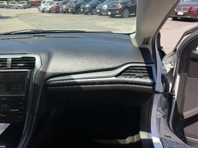 Ford Fusion Titanium 2016