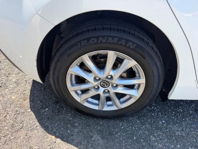 Mazda MAZDA3 i Touring AT 5-Door 2014