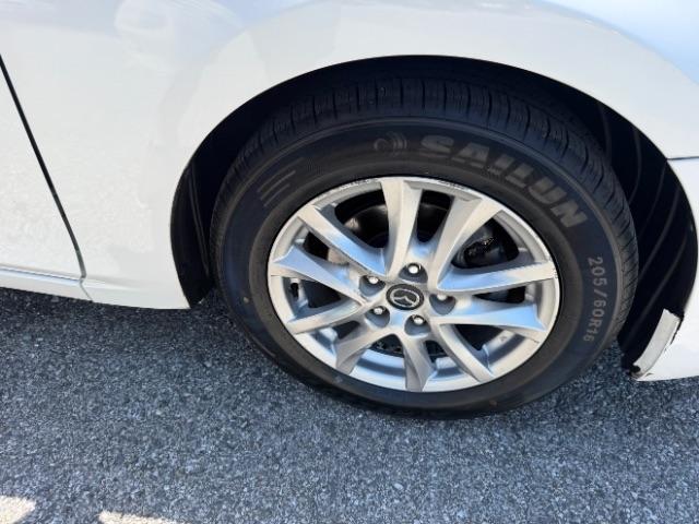 Mazda MAZDA3 i Touring AT 5-Door 2014