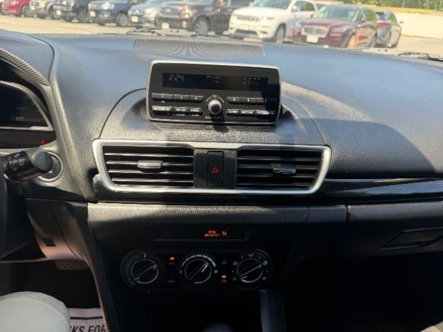 Mazda MAZDA3 i Touring AT 5-Door 2014
