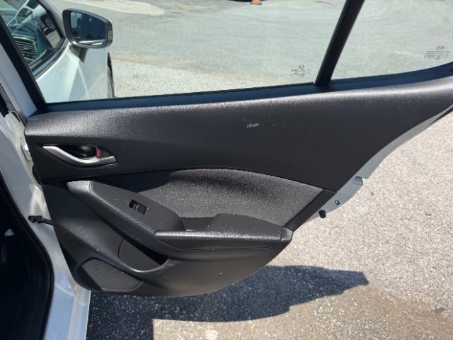 Mazda MAZDA3 i Touring AT 5-Door 2014