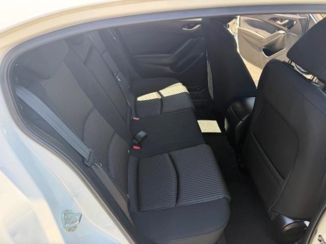 Mazda MAZDA3 i Touring AT 5-Door 2014