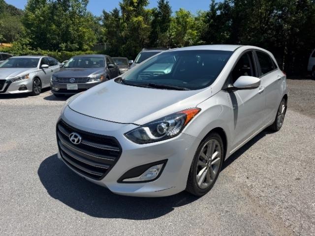 Hyundai Elantra GT A/T 2016