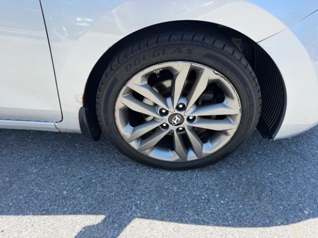 Hyundai Elantra GT A/T 2016