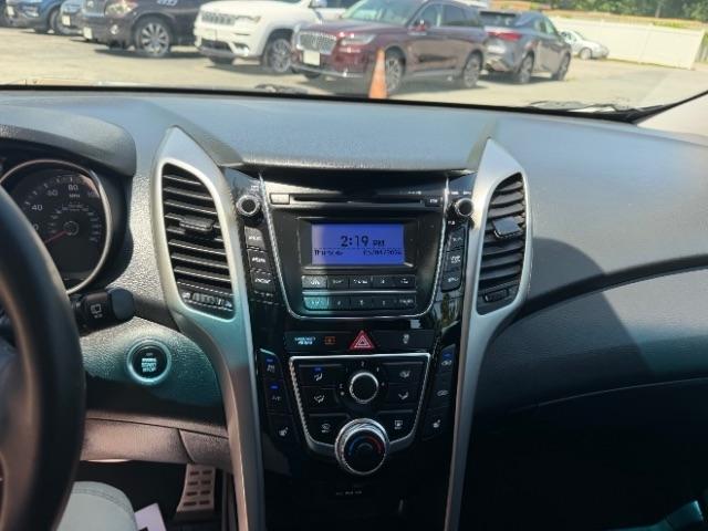 Hyundai Elantra GT A/T 2016