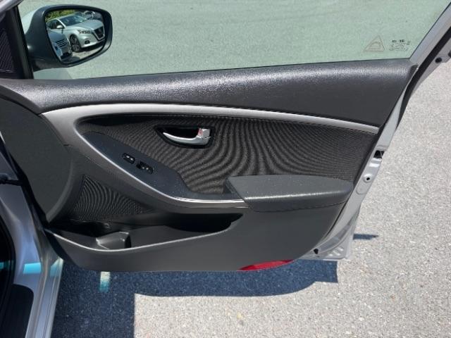 Hyundai Elantra GT A/T 2016