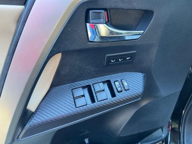 Toyota RAV4 Limited AWD 2014