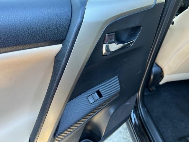 Toyota RAV4 Limited AWD 2014