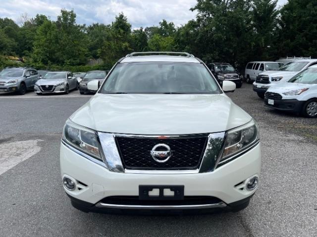 Nissan Pathfinder Platinum 4WD 2015