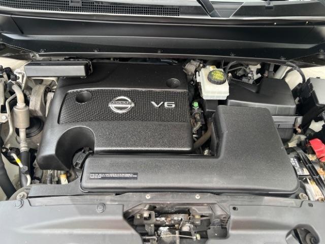 Nissan Pathfinder Platinum 4WD 2015