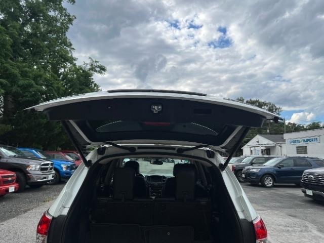 Nissan Pathfinder Platinum 4WD 2015