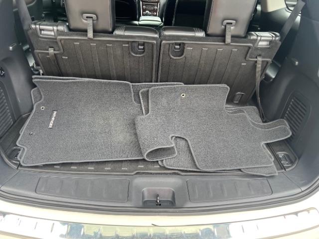 Nissan Pathfinder Platinum 4WD 2015
