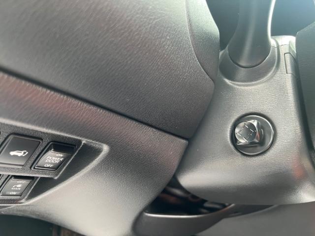 Nissan Pathfinder Platinum 4WD 2015