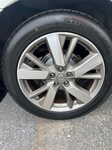 Nissan Pathfinder Platinum 4WD 2015