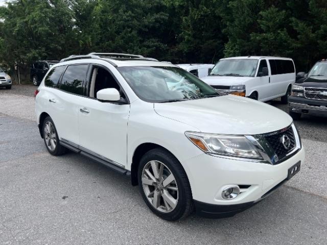 Nissan Pathfinder Platinum 4WD 2015