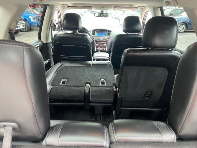 Nissan Pathfinder Platinum 4WD 2015