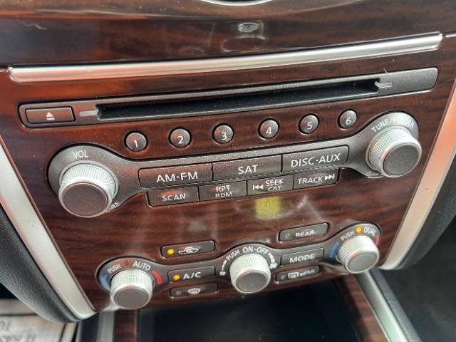 Nissan Pathfinder Platinum 4WD 2015