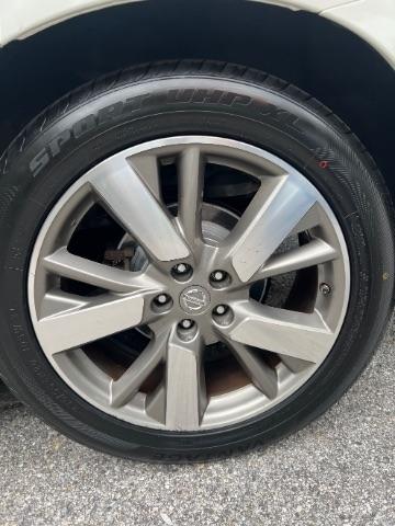 Nissan Pathfinder Platinum 4WD 2015