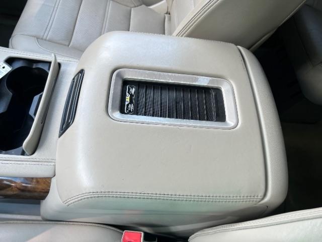 GMC Yukon Denali 4WD 2015