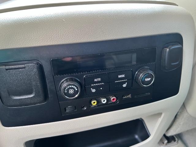 GMC Yukon Denali 4WD 2015