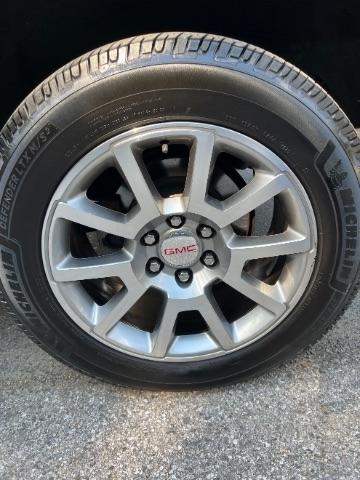 GMC Yukon Denali 4WD 2015
