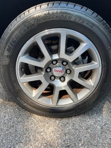 GMC Yukon Denali 4WD 2015
