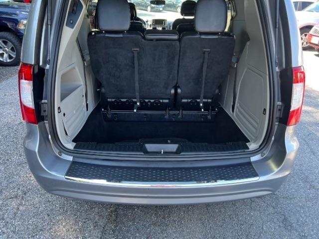 Chrysler Town & Country Touring 2016