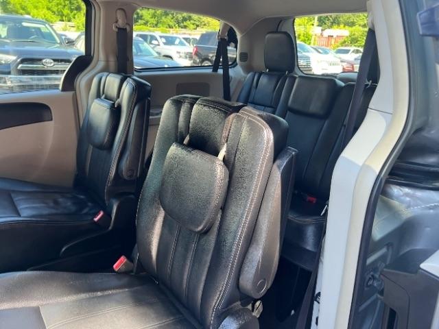 Chrysler Town & Country Touring 2016