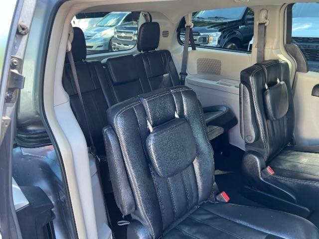 Chrysler Town & Country Touring 2016