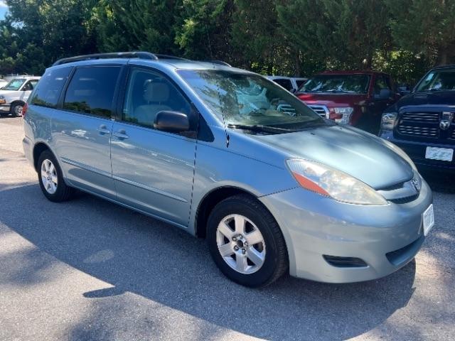Toyota Sienna CE FWD 8-Passenger 2008