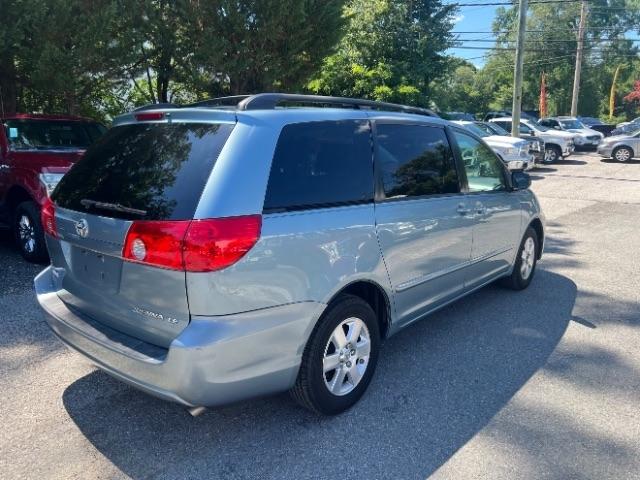 Toyota Sienna CE FWD 8-Passenger 2008
