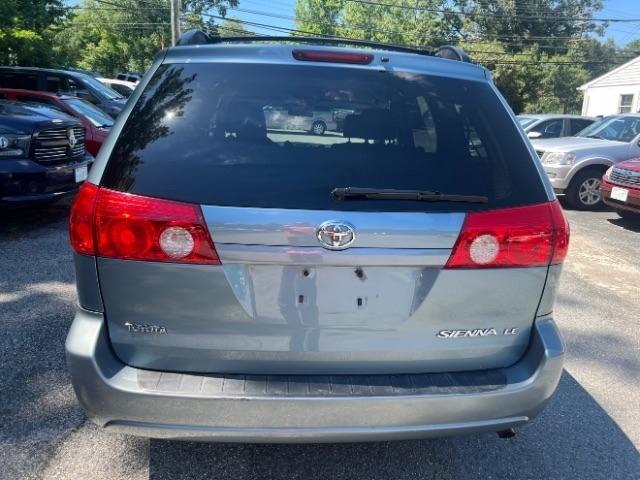 Toyota Sienna CE FWD 8-Passenger 2008