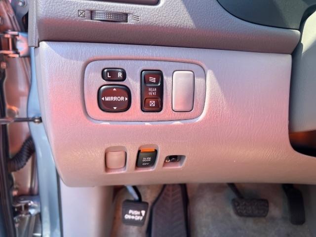 Toyota Sienna CE FWD 8-Passenger 2008