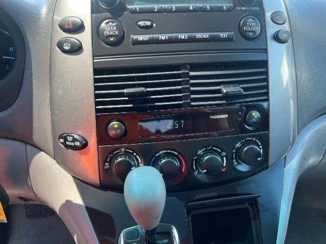 Toyota Sienna CE FWD 8-Passenger 2008
