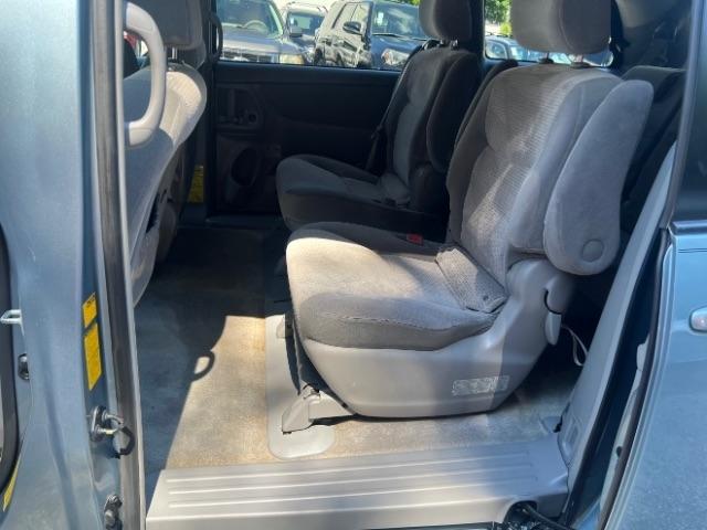 Toyota Sienna CE FWD 8-Passenger 2008