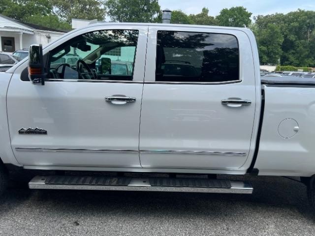 Chevrolet Silverado 2500HD High Country Crew Cab Short Box 4WD 2019