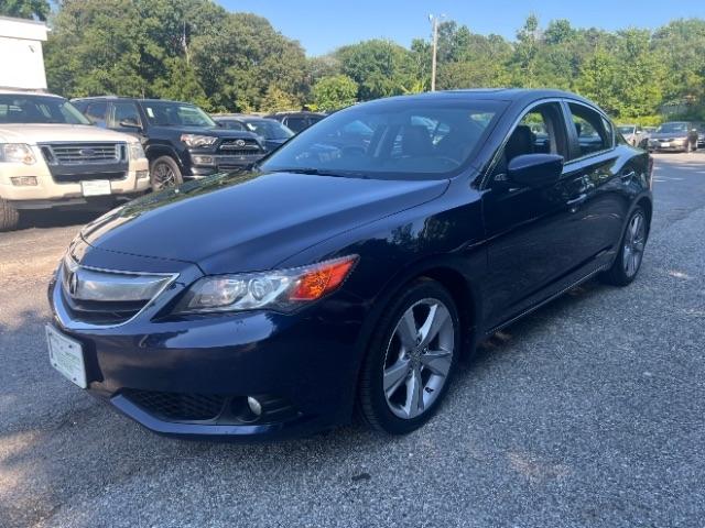 Acura ILX 5-Spd AT w/ Premium Package 2013