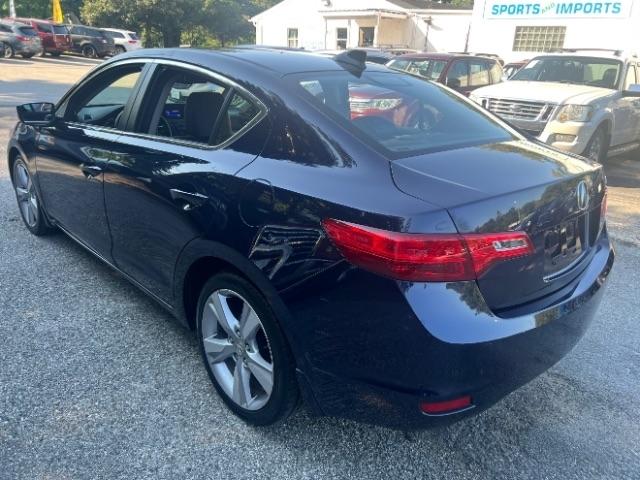 Acura ILX 5-Spd AT w/ Premium Package 2013