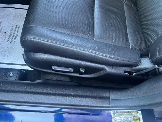 Acura ILX 5-Spd AT w/ Premium Package 2013