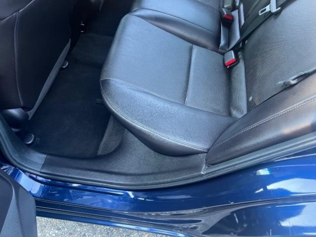 Acura ILX 5-Spd AT w/ Premium Package 2013