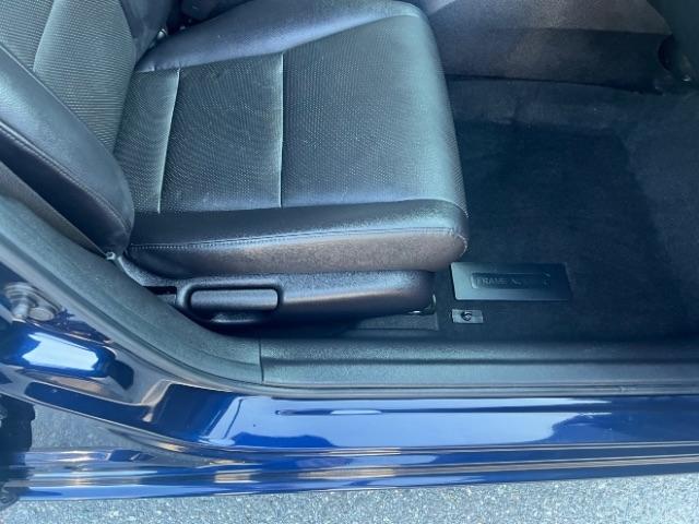 Acura ILX 5-Spd AT w/ Premium Package 2013