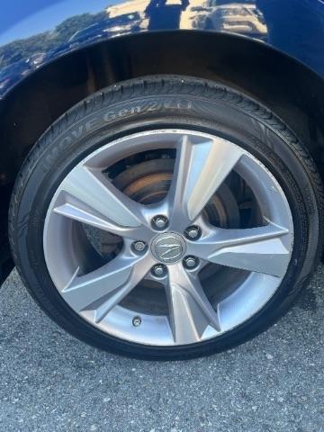 Acura ILX 5-Spd AT w/ Premium Package 2013