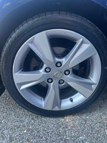 Acura ILX 5-Spd AT w/ Premium Package 2013